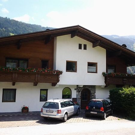 Apartment Alpin Aschau Im Zillertal Luaran gambar